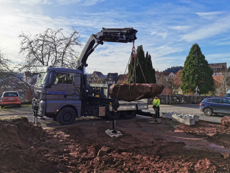 Didyma Naturstein -Abtransport - Findling am Haken