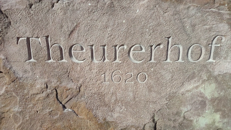 Theurerhof 1620 Gedenkstein